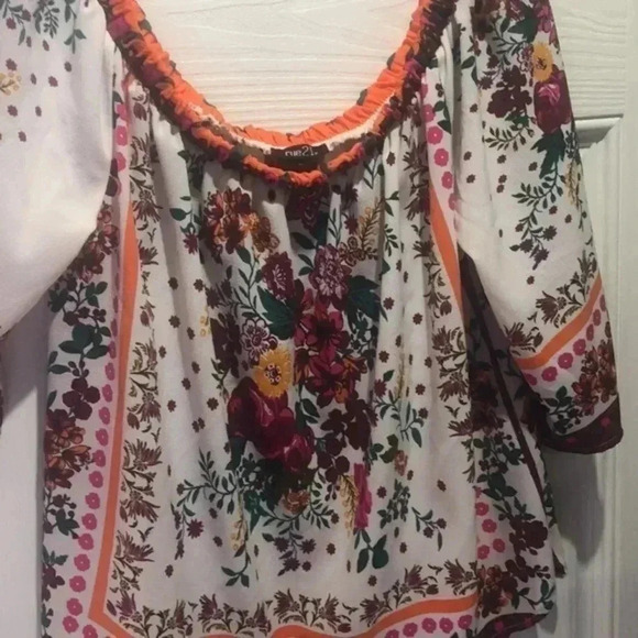 Rue 21 size xl boho style top bright colors - Picture 2 of 6